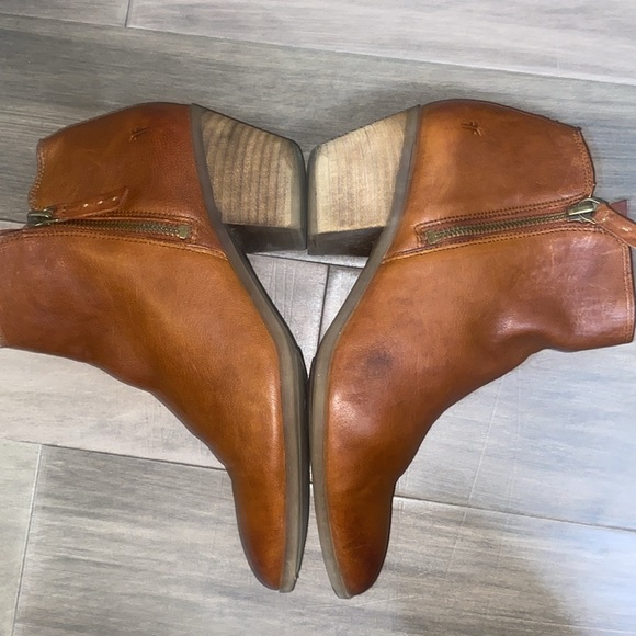 Frye Judith zip casual ankle boots - Picture 6 of 9